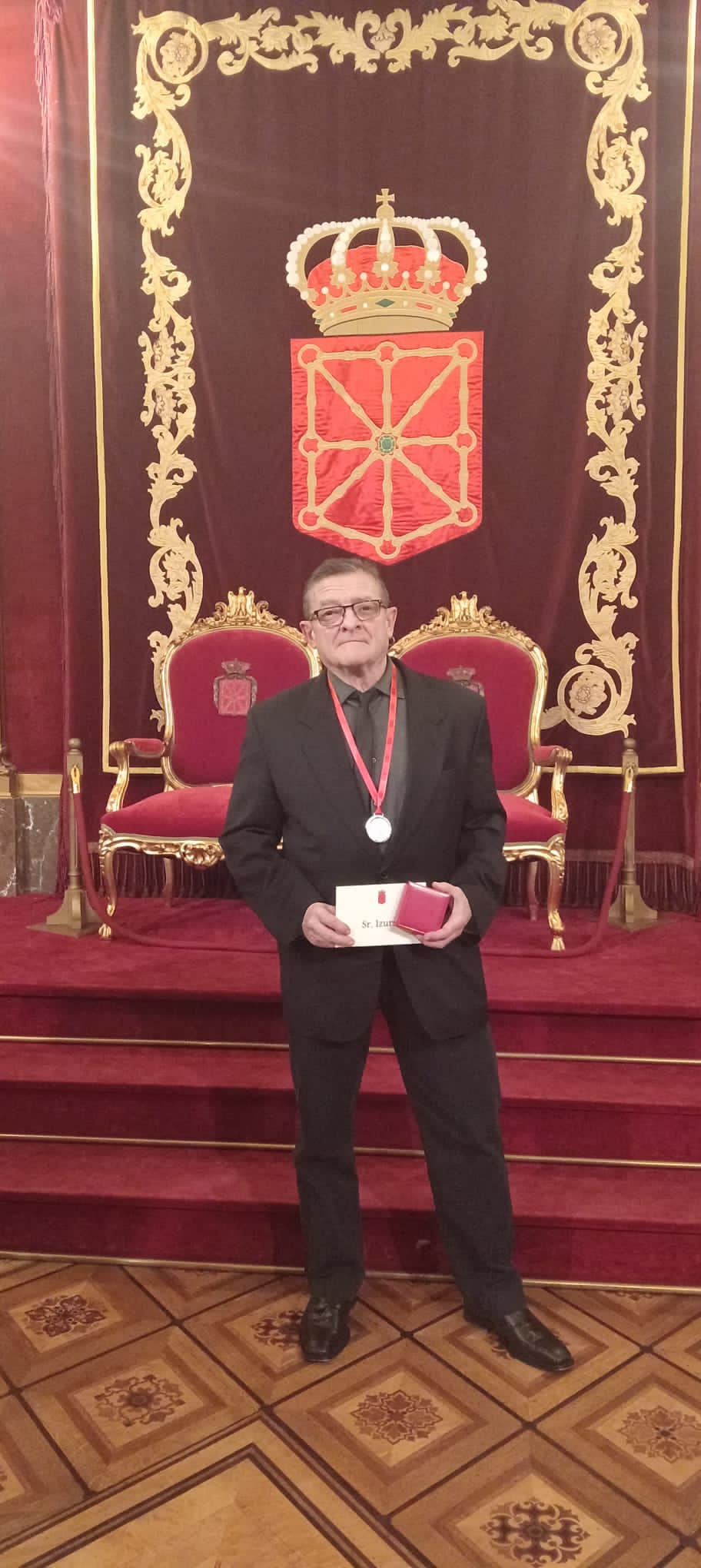 JUAN CRUZ IZURA, GALARDONADO CON LA MEDALLA DE PLATA AL M&Eacute;RITO DEPORTIVO DEL GOBIERNO DE NAVARRA 27-11-24